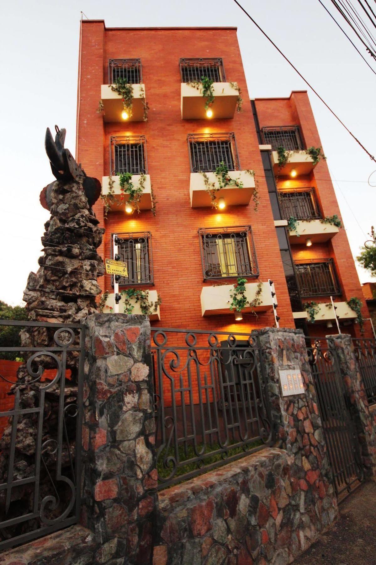 Oke Apart Hotel Сан-Лоренсо Экстерьер фото